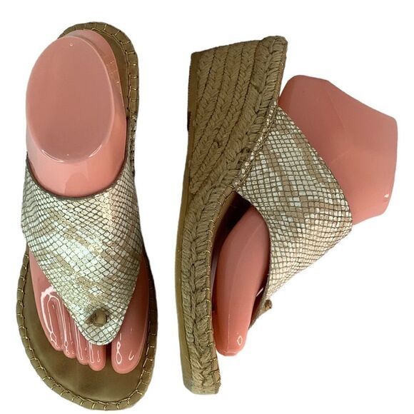 Andre Assous Snake Print Leather Wedge Espadrilles Summer Tan Sandal Sz US 9.5 - Picture 1 of 11